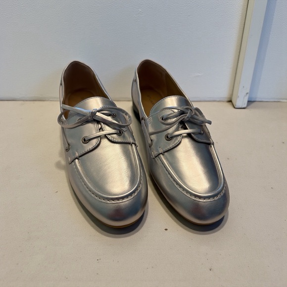 Stuart Weitzman Metallic Silver Flats - Picture 2 of 5